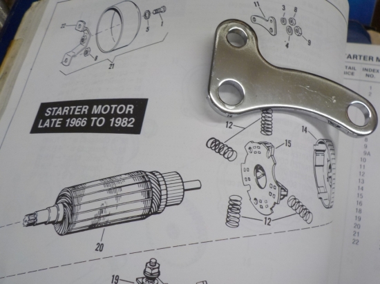 FLH SHOVELHEAD "NEW" PRESTOLITE STARTER SUPPORT BRACKET #31476-66